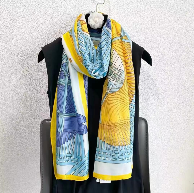 乔其缎时尚长巾 （黄蓝色）